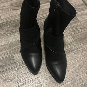 Black, Point-Toe, Heeled Boots